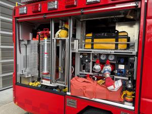 内灘１号車運転席側シャッター内